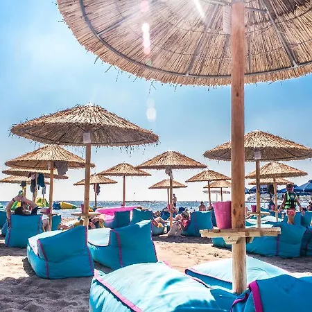 酒店 Haven Beach Boutique 4*